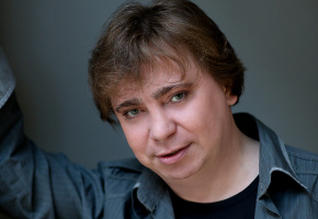 Николай Брагин отмечает 25-летие работы в театре