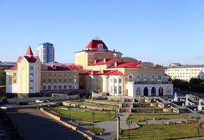 Премьеры и любимые спектакли