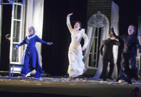 «Три сестры» возвращаются на сцену театра Бестужева