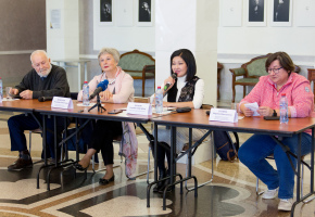 В Театре им. Н. Бестужева прошла пресс-конференция участников «Есенинского гастрольного тура»