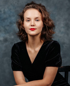 Юлия Ёлгина